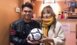 Tìm chó bị lạc giữa đêm, cô gái số đỏ nhất năm được cầu thủ U23 mến mộ xin được gặp mặt