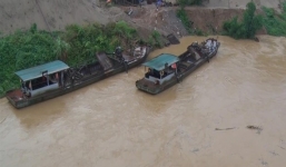 Hy hữu: Sông Hồng bất ngờ xuất hiện lũ kỉ lục báo động cấp 1 giữa mùa đông