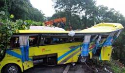 Khởi tố tài xế vụ xe khách chở 21 sinh viên lao xuống vực ở đèo Hải Vân