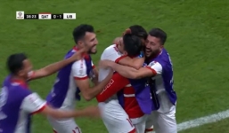 Hy hữu: Vừa ăn mừng đoạt cúp, các cầu thủ Lebanon ngã ngửa khi trọng tài không công nhận bàn thắng