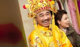 'Ngọc hoàng' Quốc Khánh dính nghi vấn sắp kết hôn ở tuổi 57?