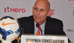 HLV trưởng đội tuyển Ấn Độ từ chức ngay khi bị loại khỏi Asian Cup 2019