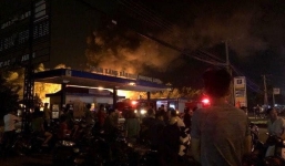 Cháy lớn tại cây xăng ở Đồng Nai, nhiều tiếng nổ phát ra