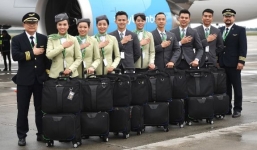 Dân mạng khen hết lời đồng phục của Bamboo Airways, vừa lịch sự lại duyên dáng
