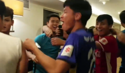 Cầu thủ Việt Nam ăn mừng cuồng nhiệt sau khi trận đấu của Triều Tiên kết thúc