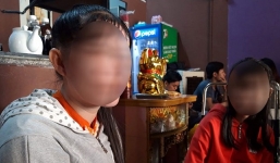 Bé gái kể bị cha dượng xâm hại trong nhiều năm