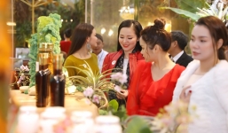 Dàn sao Việt rạng rỡ hội tụ ở triển lãm “Bảo vật Quốc Gia” tại Hà Nội