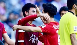 Khoảnh khắc Công Phượng mừng sinh nhật 'quàng tử' Đức Huy bằng bàn thắng gây bão MXH