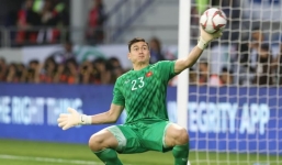 Chơi một trận 'nát đá tan vàng', AFC ca ngợi thủ môn Đặng Văn Lâm và hàng công Việt Nam