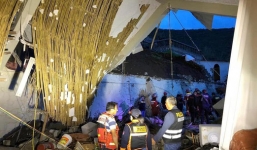 Thế giới 24h: Đang ăn đám cưới, 15 người bị tường sập đè chết