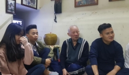 Ngoan, giỏi nhưng Quang Hải về thăm ông vẫn bị 'chỉnh đốn'