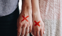 Thế giới 24h: Quan hệ với vợ cũ, chính trị gia lãnh 7 năm tù