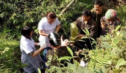 Thai phụ sinh con ngay sau khi gặp tai nạn rớt ở khe núi