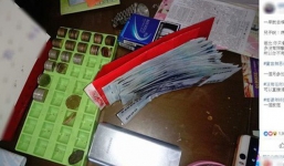 Lãnh tiền thưởng Tết liền về đưa vợ, con trai nói vài câu khiến người đàn ông thức tỉnh, chẳng ngờ đã sống quá sai