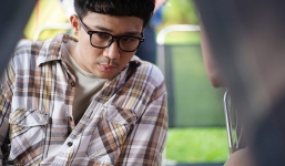 Drama đầu năm: Trấn Thành bất ngờ đăng đàn tố bị hãm hại để PR phim 'hài nhảm'