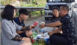 Gia đình mở tiệc trên cao tốc Nội Bài - Lào Cai khiến MXH bức xúc