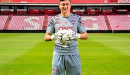 Toàn bộ tài khoản MXH của Lâm Tây đang bị hack, còn đăng tải clip hôn một cô gái rồi vội vàng xoá đi