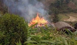 Hòa Bình: Phóng hỏa đốt nhà bố vợ rồi nhảy vào đám cháy tự thiêu