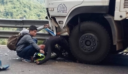 Đổ đèo Bảo Lộc, phượt thủ bị xe tải tông trực diện