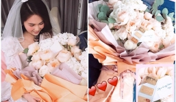 Bạn trai Ngọc Trinh tặng bó hồng khủng, nhưng thứ bên trong mới khiến dân mạng há hốc mồm