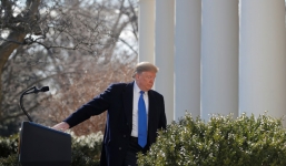 Ông Trump tuyên bố tình trạng khẩn cấp quốc gia để xây tường biên giới