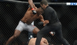 Võ sĩ có cú đấm mạnh nhất thế giới hạ gục đối thủ sau 26 giây