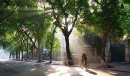 Dự báo thời tiết hôm nay 21/2: Hà Nội nắng rát, có nơi trên 34 độ C