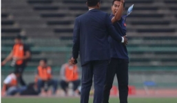 Indonesia ăn mừng quá khích, thành viên BHL U22 Việt Nam nổi điên