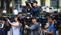 Phóng viên Nhà Trắng rời khách sạn sau khi ông Kim Jong-un đến Hà Nội