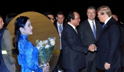 Bí mật về chiếc áo dài thêu vàng 24k của nữ sinh đón TT Trump