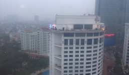Đài MBC News, KBSNews dựng trường quay trên nóc nhà cao tầng Hà Nội