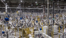 Hãng xe Việt dồn tiền chơi lớn trên đất Mỹ, hứa hẹn bùng nổ với 2 mẫu xe VF8 và VF9