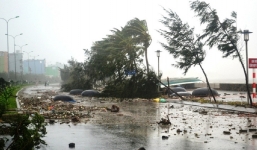 Tin bão khẩn cấp cơn bão số 2 trên biển Đông: Bão Mulan giật cấp 10 đổi hướng vào Quảng Ninh