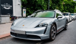 Porsche Taycan sang 2023 giảm sâu chưa từng có lên tới 700 triệu nhờ hưởng lợi chính sách
