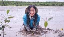 Hoa hậu H'Hen Niê bất ngờ nhận tin vui từ Chủ tịch Miss Universe, trở thành Á hậu 3 