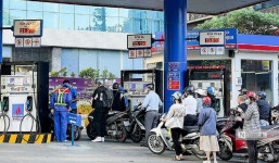 Quản lý xăng dầu: Nên quy về một mối?