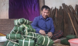 Làng nghề bánh chưng lớn nhất Nghệ An hối hả vào vụ Tết