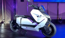 Mẫu xe máy điện chạy tối đa 120km/h, nhiều công nghệ xịn sò cập bến Đông Nam Á