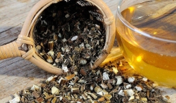 Bỏ túi ngay 4 công thức sử dụng ngải cứu phơi khô, tác dụng thần kỳ đến khó tin