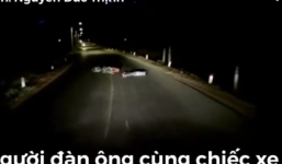 Lái xe trong đêm, tài xế hoảng hốt phát hiện cảnh tượng kinh hoàng