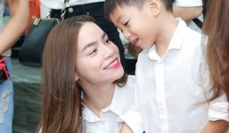 Hồ Ngọc Hà khoe món quà 8/3 ý nghĩa nhất