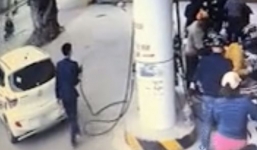 Trai đẹp đi xế hộp đổ xăng rồi thản nhiên quỵt tiền