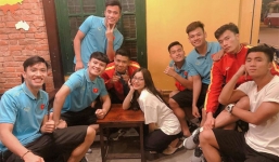 Bạn gái Quang Hải tung ảnh bên dàn trai đẹp ĐT Việt Nam