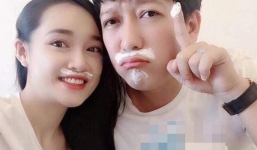 Nhã Phương đăng ảnh siêu 'lầy' bên Trường Giang đốn tim dân mạng