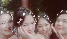 Song Hye Kyo khoe thân hình nõn nà với bikini