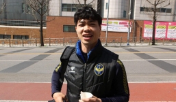 Công Phượng cực điển trai xuất hiện trên sóng truyền hình Hàn Quốc