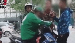 Tài xế Grab bị thanh niên đánh không thương tiếc