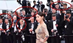 Khoảnh khắc phóng viên quốc tế khó chịu ra mặt khi nữ diễn viên 'ăn vạ' trên thảm đỏ