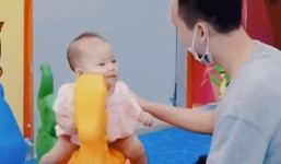 Mải nói chuyện, Justatee để con gái ngã trượt khỏi xe lắc