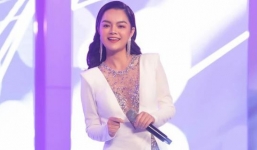 Dự sinh nhật Nhã Phương, Phạm Quỳnh Anh 'muối mặt' vì lộ chân 'biến dạng'